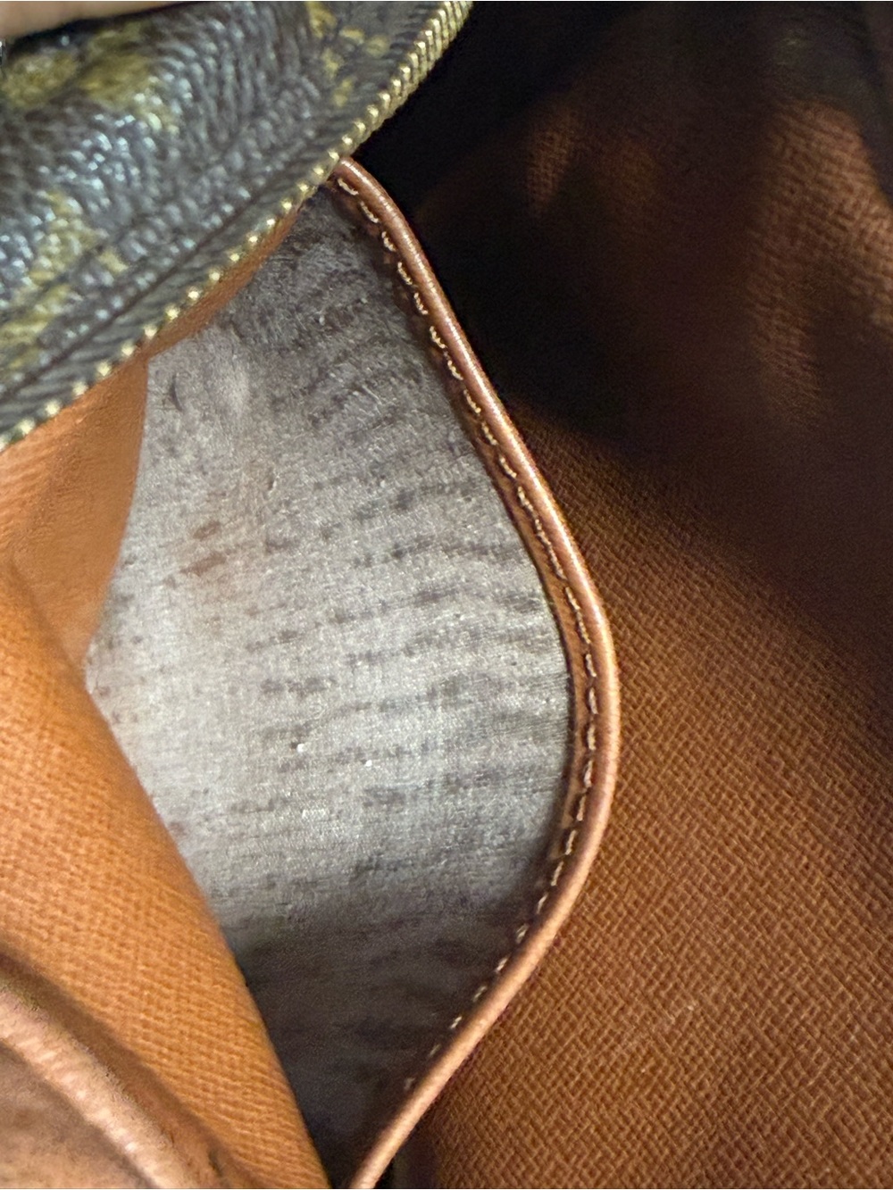 Louis Vuitton Vintage Compiègne 28 Clutch Monogram Canvas - Picture 13 of 16